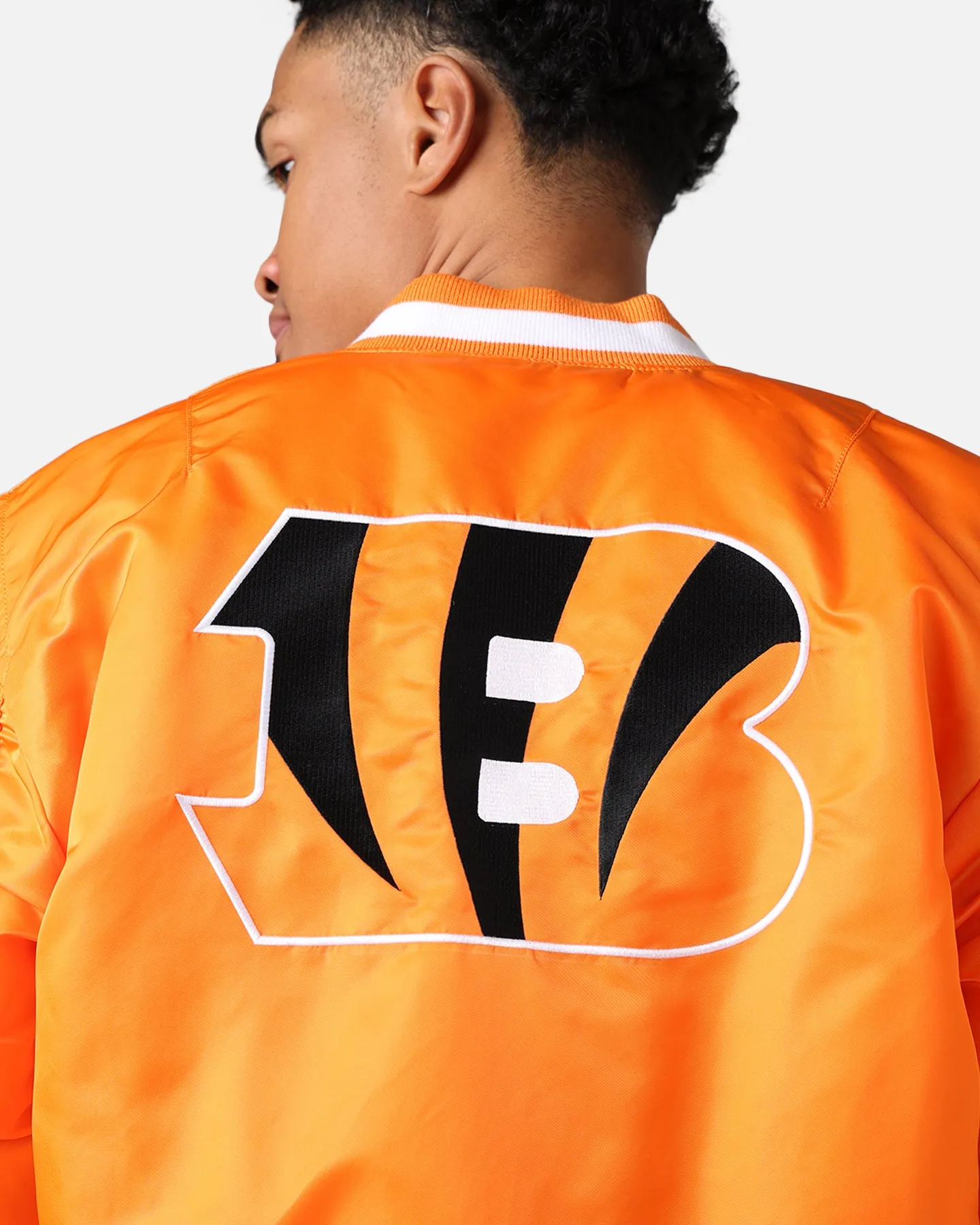 New Era X Alpha Series X NFL Cincinnati Bengals MA-1 Bomber Jacket Orange/Black