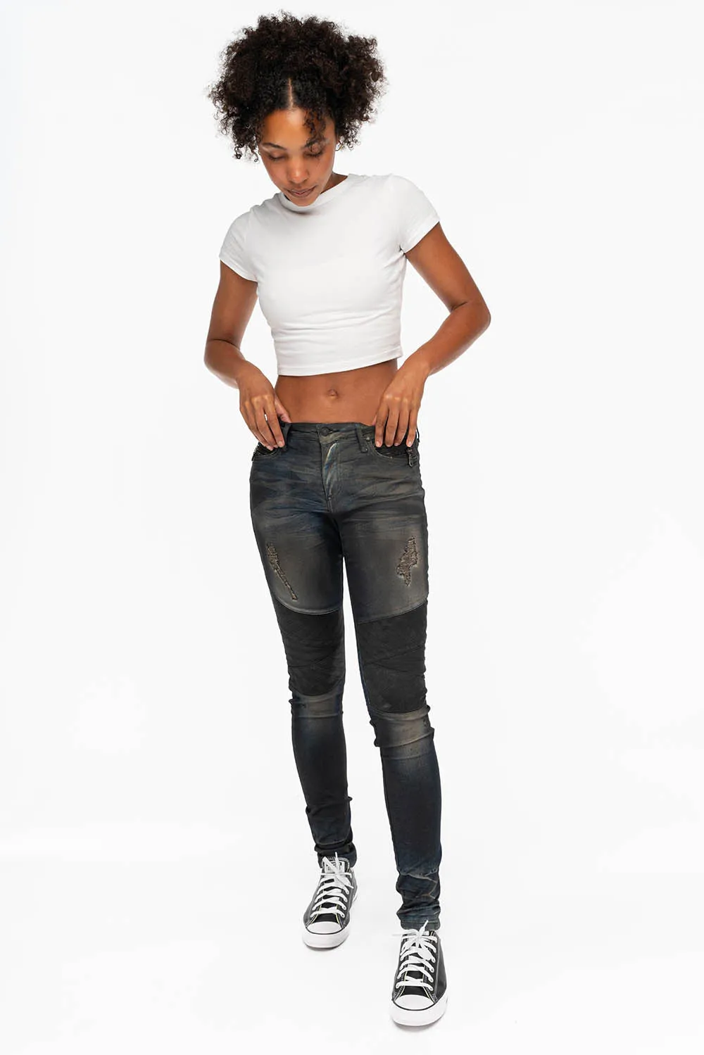 ROBIN'S WOMENS SKINNY MOTO JEANS IN TAR BROKEN