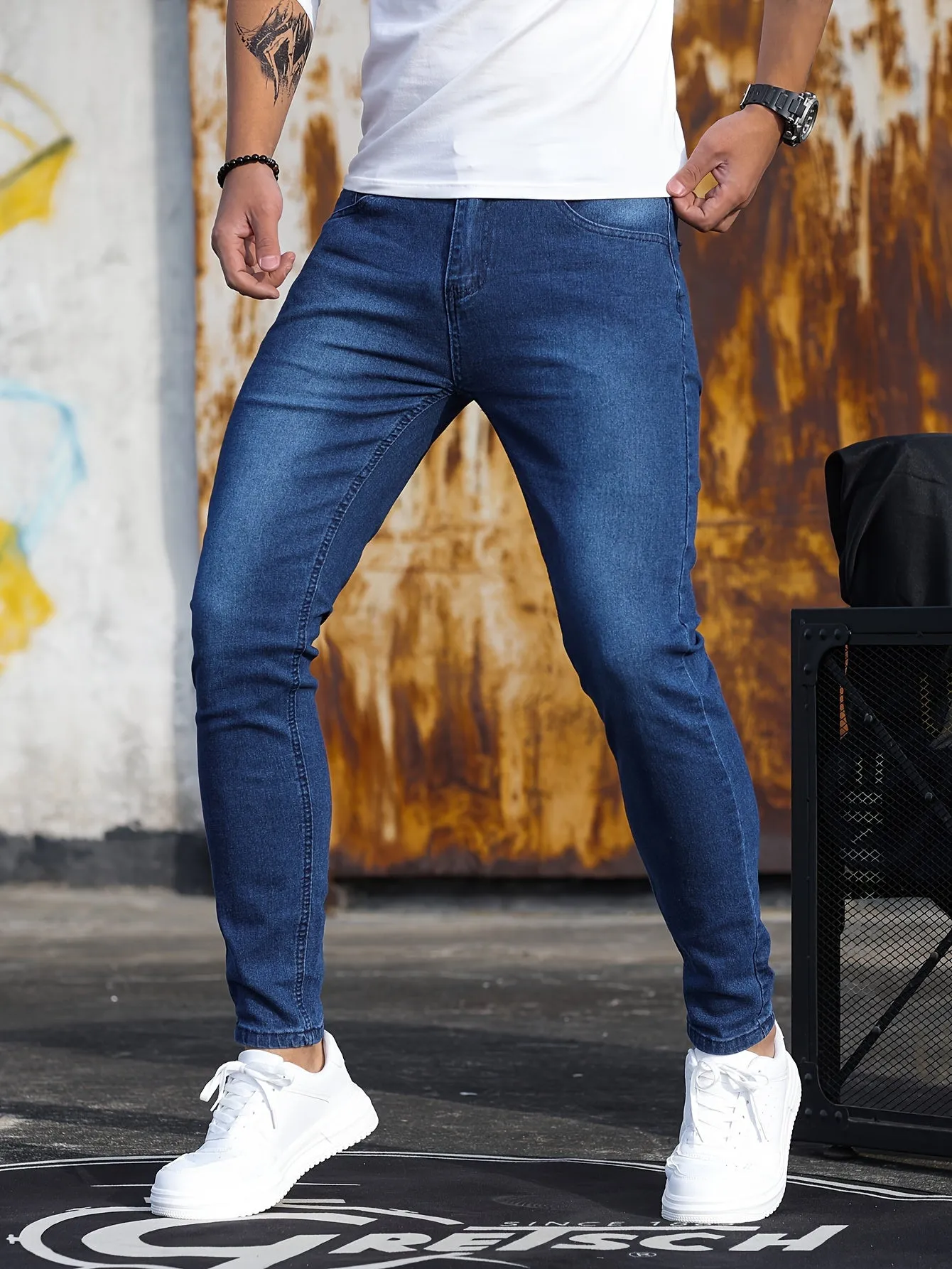 Skinny, Slim- Fit Jean For men's at Al Hudaibiya