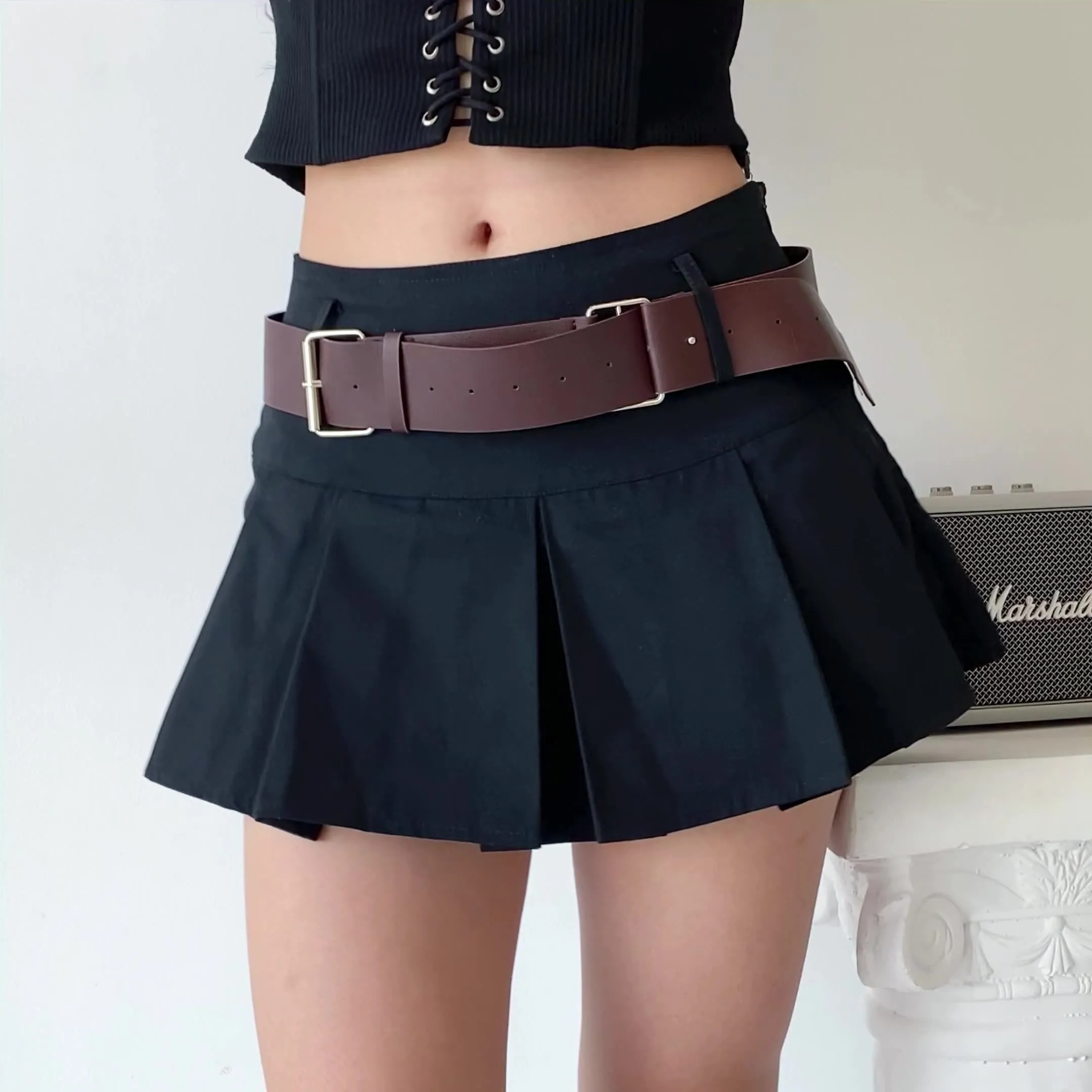 Wenkouban - Y2K Corduroy Pleated Mini Skirt // Black