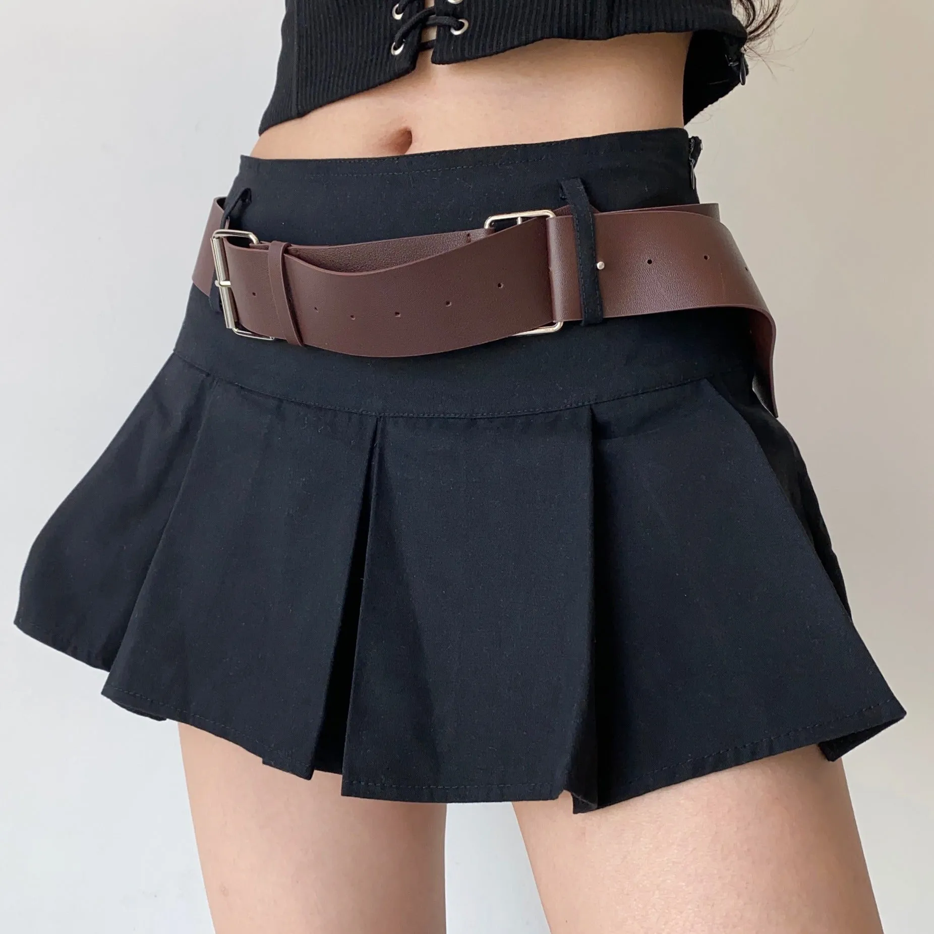 Wenkouban - Y2K Corduroy Pleated Mini Skirt // Black